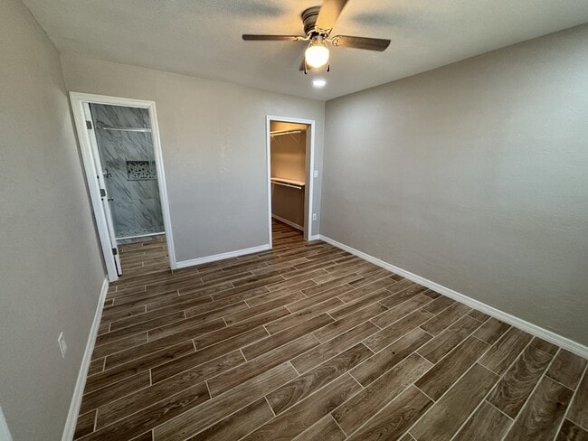 Building Photo - 4143 Conway Blvd