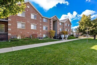 Building Photo - 325 W 700 N