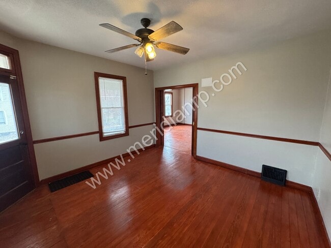 Building Photo - 2403 N Clinton St