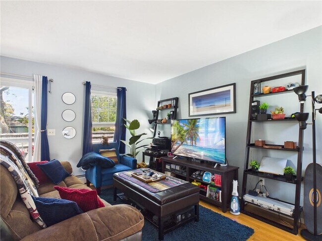 Foto del edificio - 565 Quaker Ln