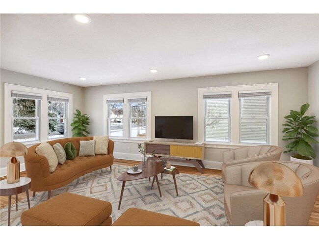 Foto del edificio - 238 8th Ave N