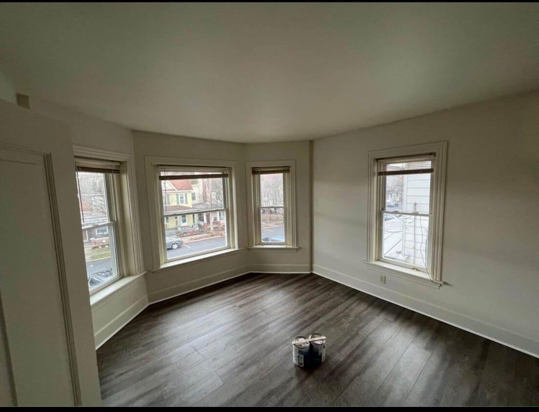 Foto principal - 230 Bosler Ave