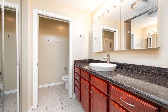 Foto del edificio - Fantastic Clairemont Condo with Outdoor Space!