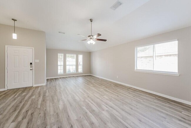Building Photo - 24006 Blossom Crest Ln
