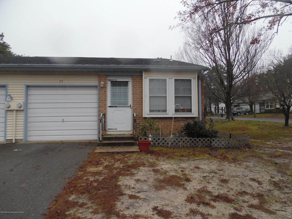 2B Deerfield Dr, Manchester Township, NJ 08759 House for Rent in