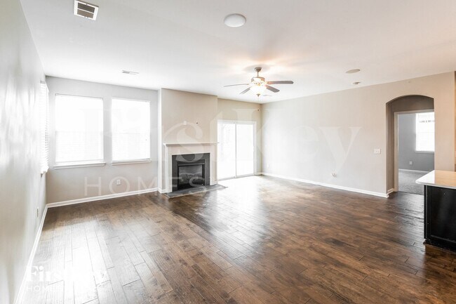 Building Photo - 213 Secretariat Dr