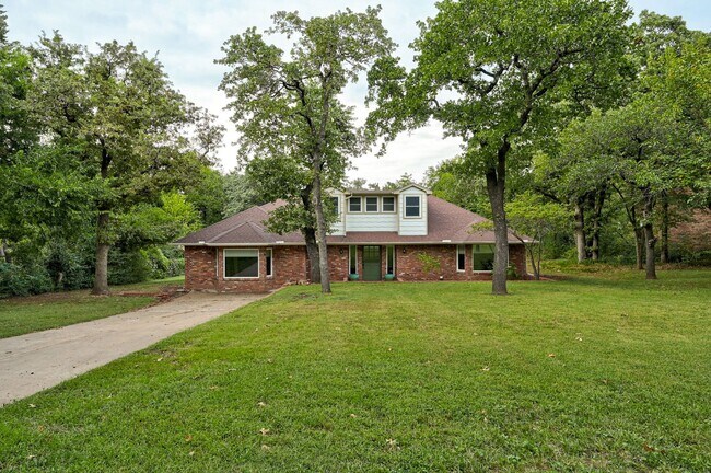 Foto del edificio - 2429 Cedar Oak Dr