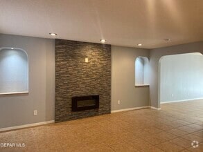 Building Photo - 4433 N Stanton St