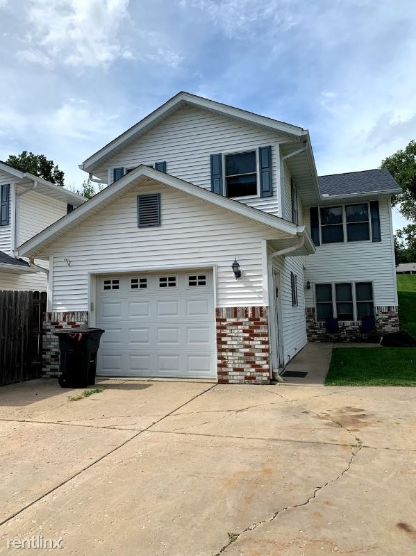 Building Photo - 5123 W Harp Hollow Rd