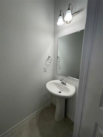 Foto del edificio - 9931 Tolbert St
