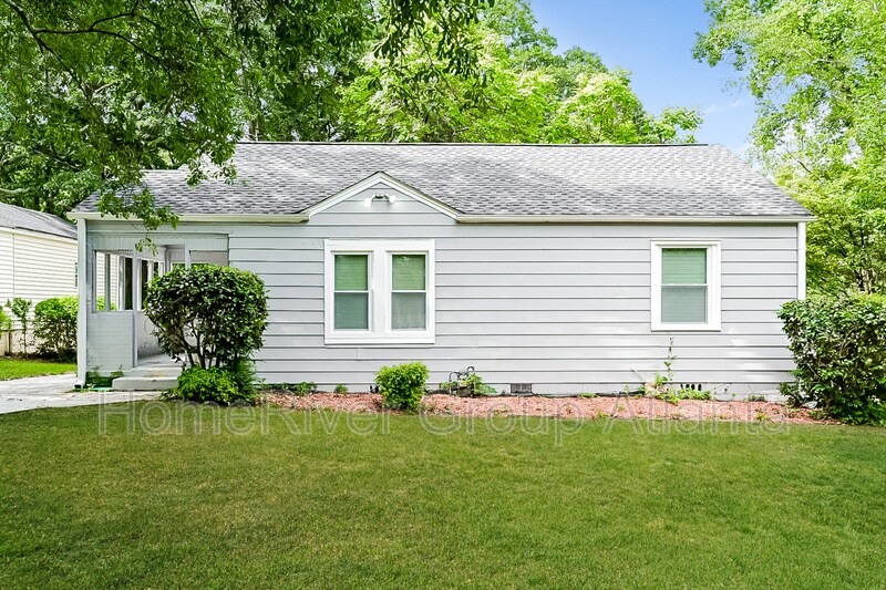 Foto principal - 2453 Calvin Ave