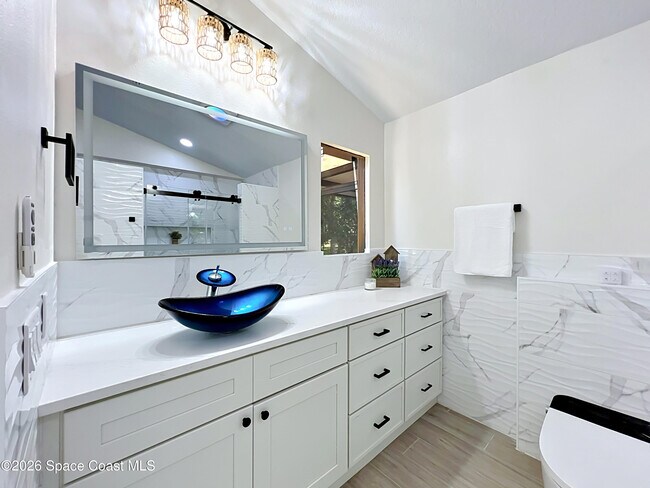 Foto del edificio - 1353 Nelson Ct
