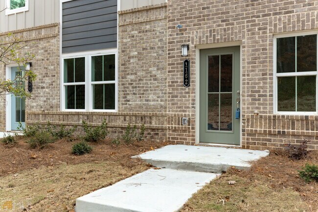 Building Photo - 1162 Buice Lake Pkwy