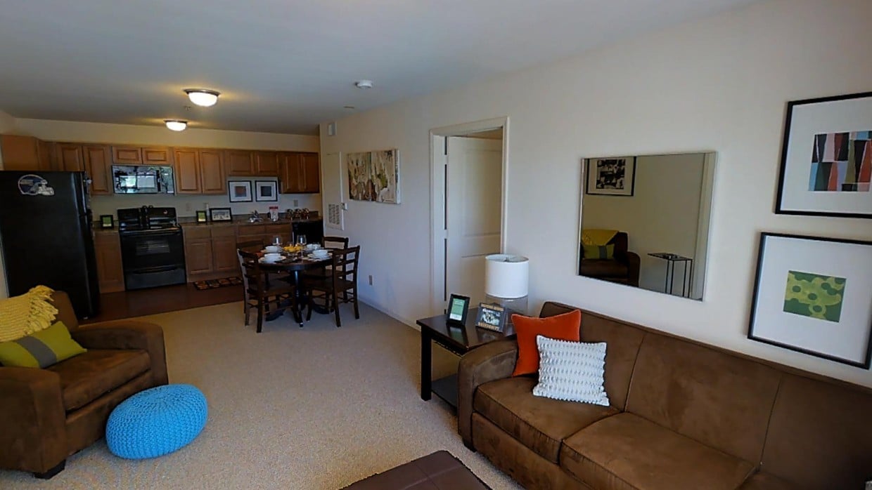 Photo - Yugo Flagstaff Grove Apartments