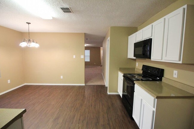 Foto del edificio - 8733 Hunters Point Way
