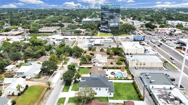 Building Photo - 3816 W North A St