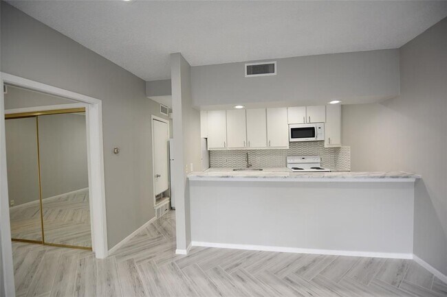 Building Photo - 3626 Prescott Ave
