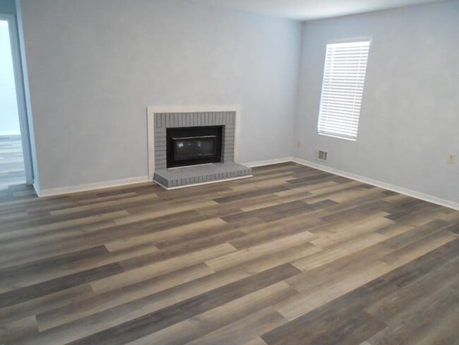 Foto del edificio - Available October 1st 4 bedroom 2 bathroom in Evans Ga