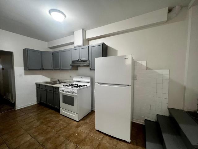 Foto del edificio - 3 bedroom in Chicago IL 60651