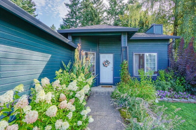 Building Photo - 10519 NE 45th Ave