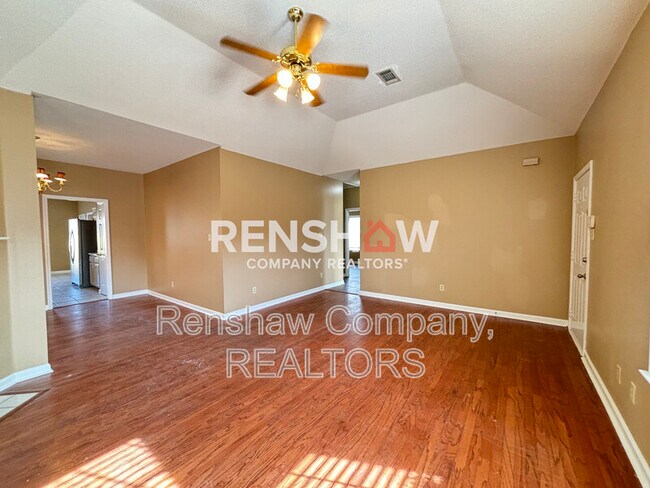Building Photo - 8678 Overcup Oaks Dr