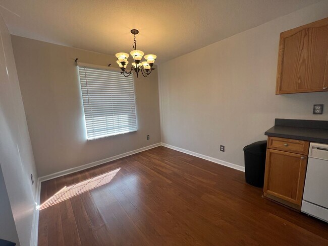 Building Photo - Bungalow in Green Cove Springs
