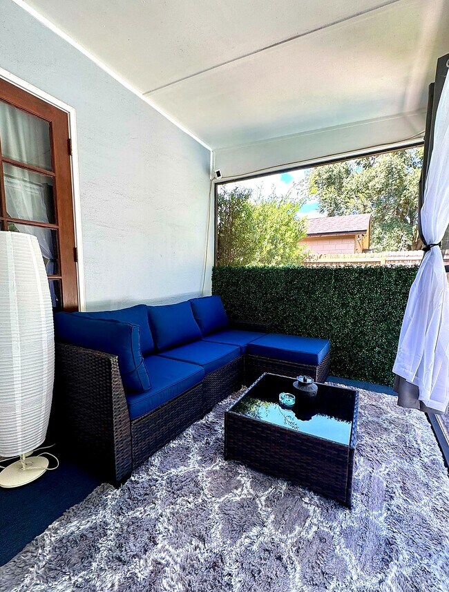 Building Photo - 5015 Ashmeade Rd