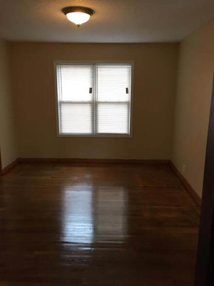 Building Photo - 363 S McDonald St