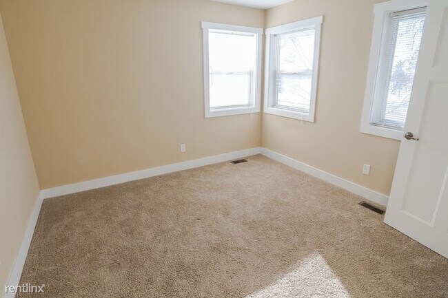 Foto del edificio - 3 br, 2 bath House - 1602 Johnson Street NE