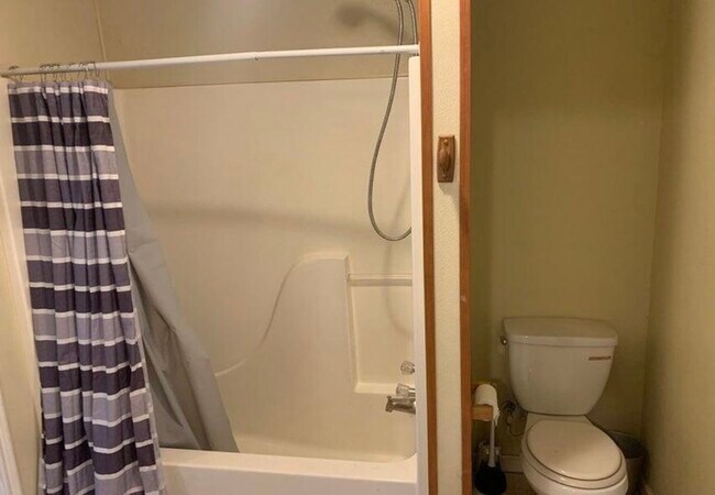 Foto del edificio - 1003 School St