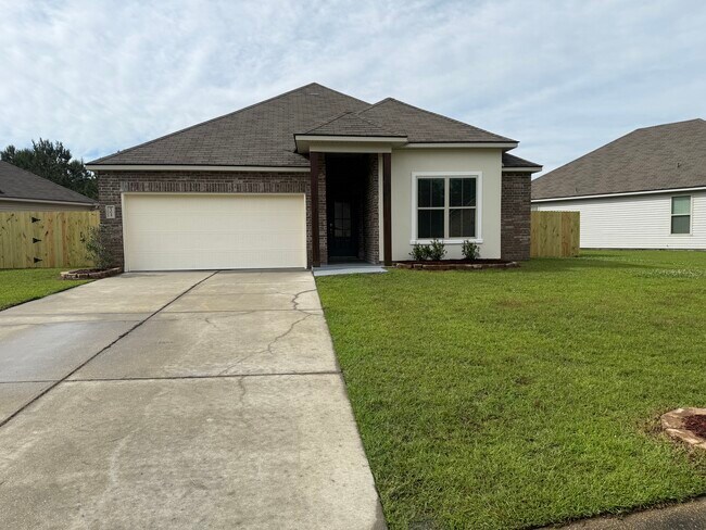 Building Photo - 23033 Isabella Dr