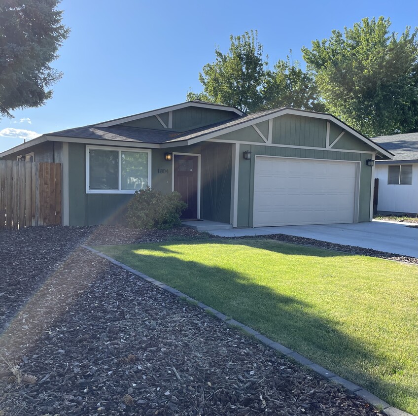 1804 Pickens Loop, Yakima, WA 98908 House Rental in Yakima, WA