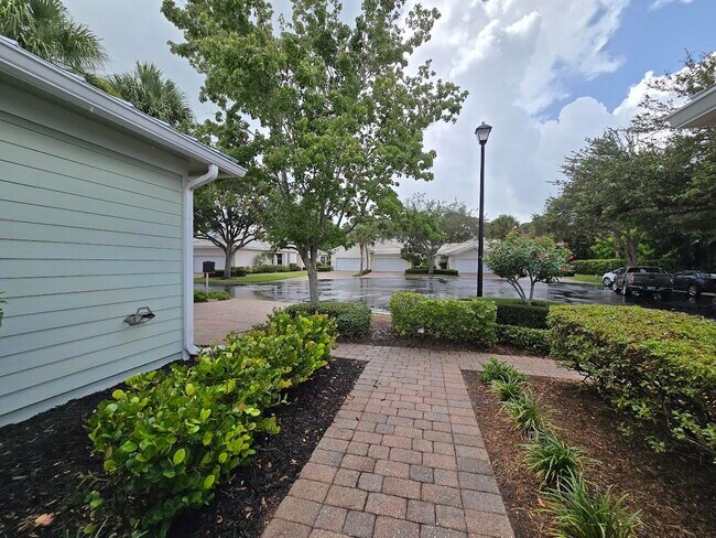Foto del edificio - 1463 SE Tidewater Pl