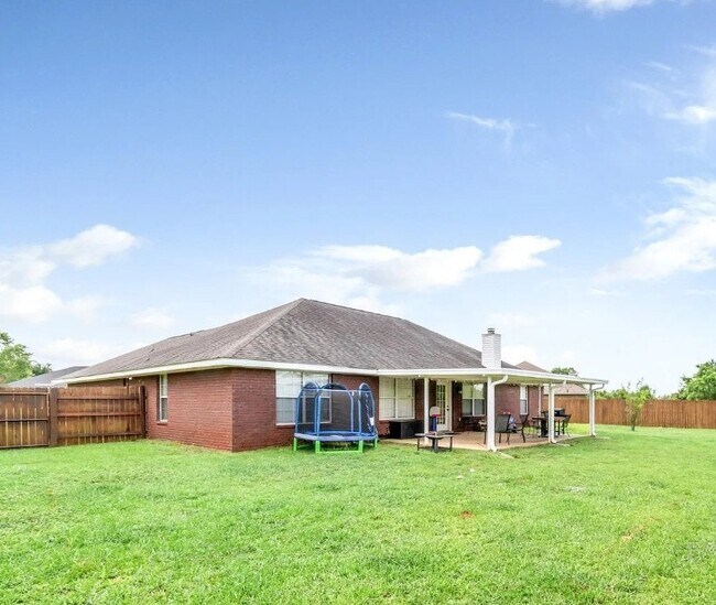 Foto del edificio - 10234 Scott Plantation Dr N