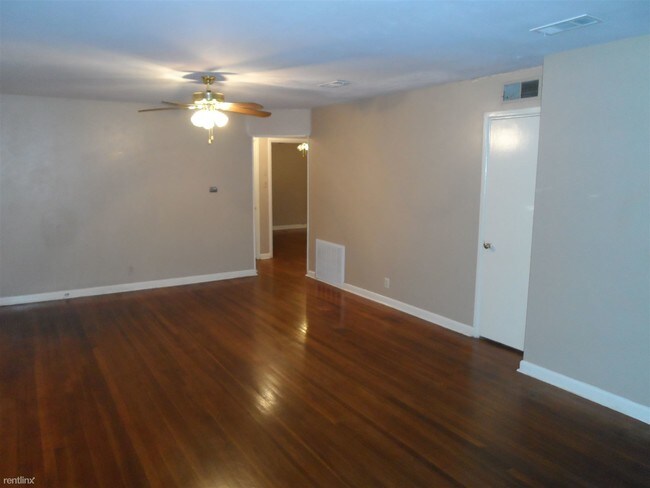 Building Photo - 3 br, 2 bath House - 11 Bryn Mawr