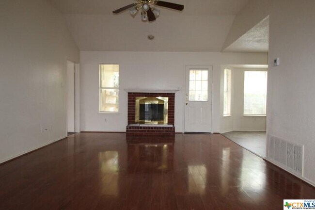 Building Photo - 3615 Coral Bay Ln