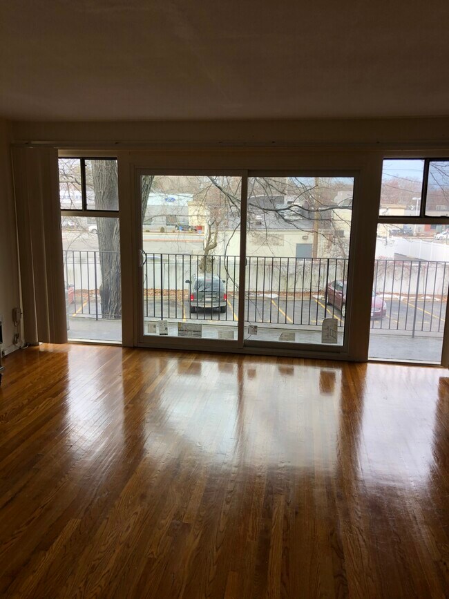 Foto del edificio - 223 Central St