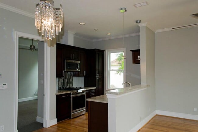 Building Photo - 5545 Navarro St