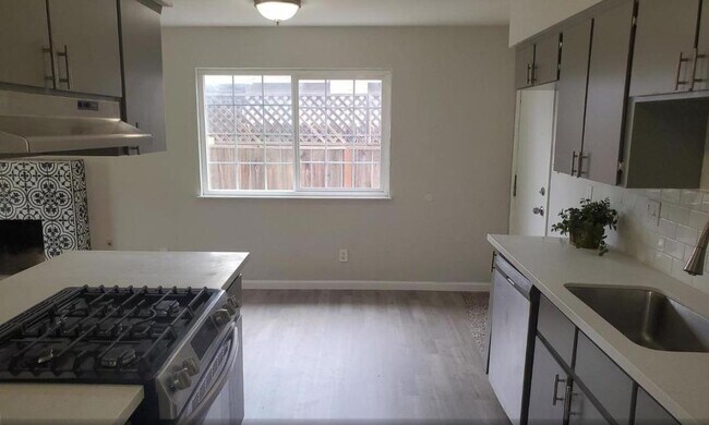 Foto del edificio - 5833 E Pontiac Way