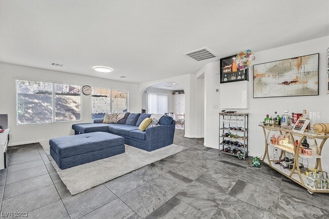 Building Photo - 8938 Bonneville Peak Ct