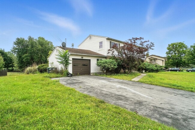Building Photo - 3 Gumwood Dr