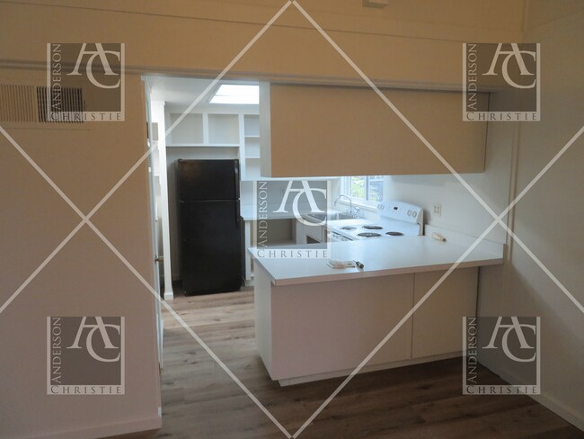 Foto del edificio - 3 bed 1.5 bath Home upper westside