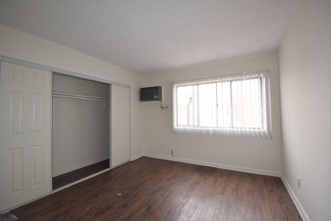 Foto del edificio - 5321 Agnes Ave