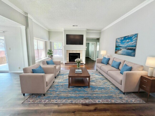 Foto del edificio - **MOVE IN SPECIAL!** 3 Bedroom 2 Bath Home...