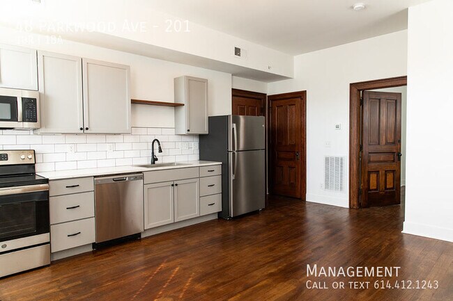 Building Photo - Parkwood HQ: Where History Meets Modern Li...
