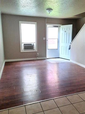 Foto del edificio - 109 Mimosa St