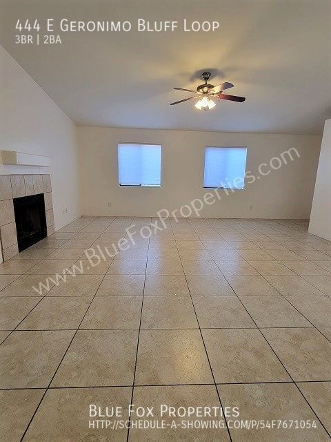 Foto del edificio - 444 E Geronimo Bluff Loop