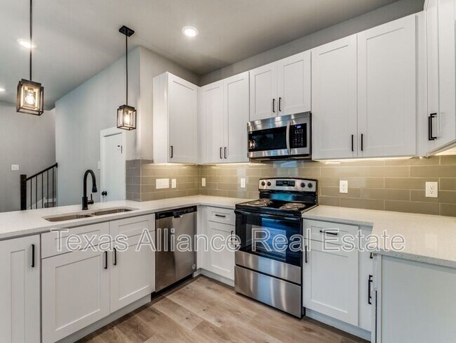 Foto del edificio - 3638 Frazier Ct