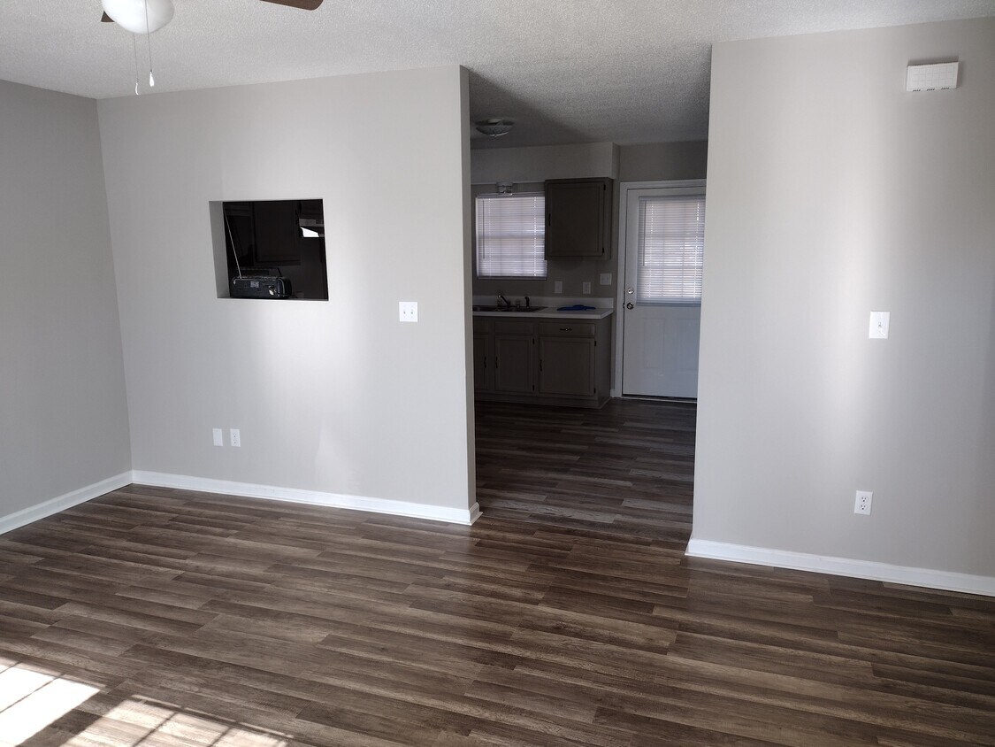 304 Freedom Dr Unit 304, Albemarle, NC 28001 Apartments in Albemarle