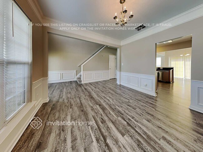 Foto del edificio - 1460 Cantwell Ct